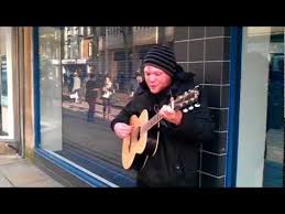 Grajek uliczny w Peterborough