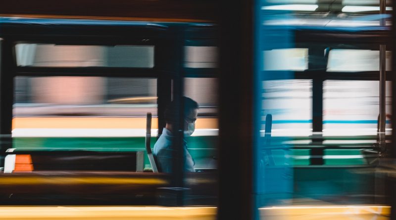 maseczki uk koronawirus slider