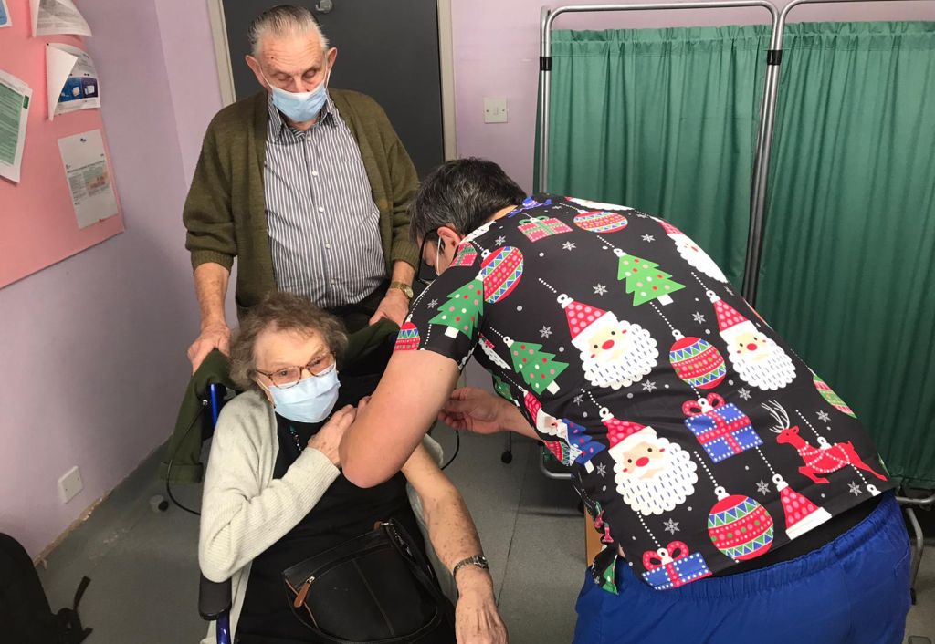 szczepionka covid koronawirus peterborough slider